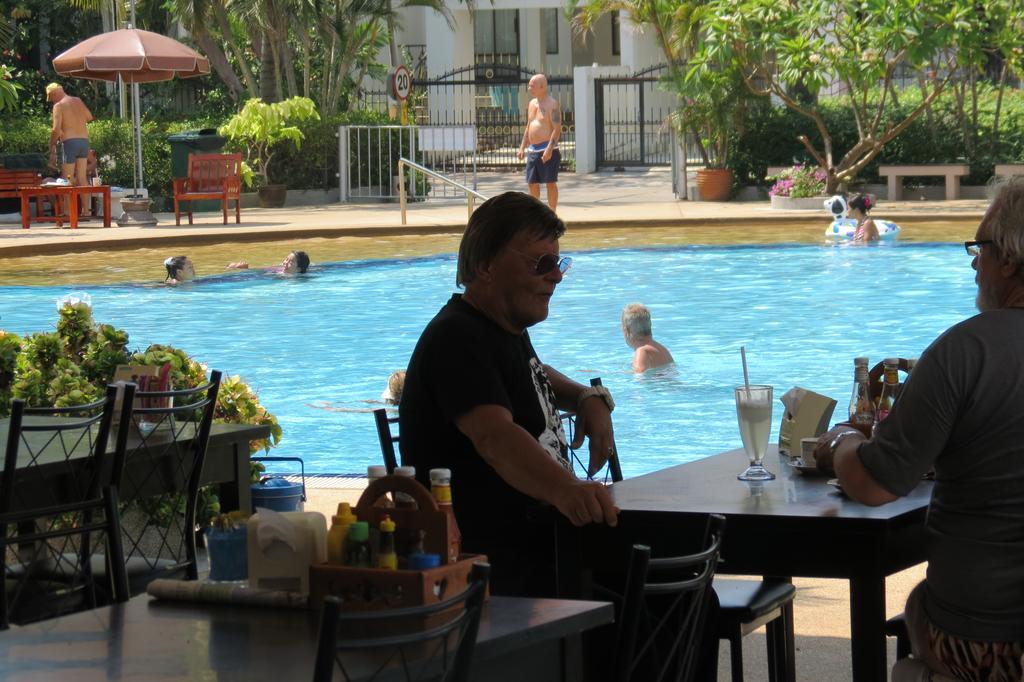 View Talay 1B Holidays Pattaya Ngoại thất bức ảnh